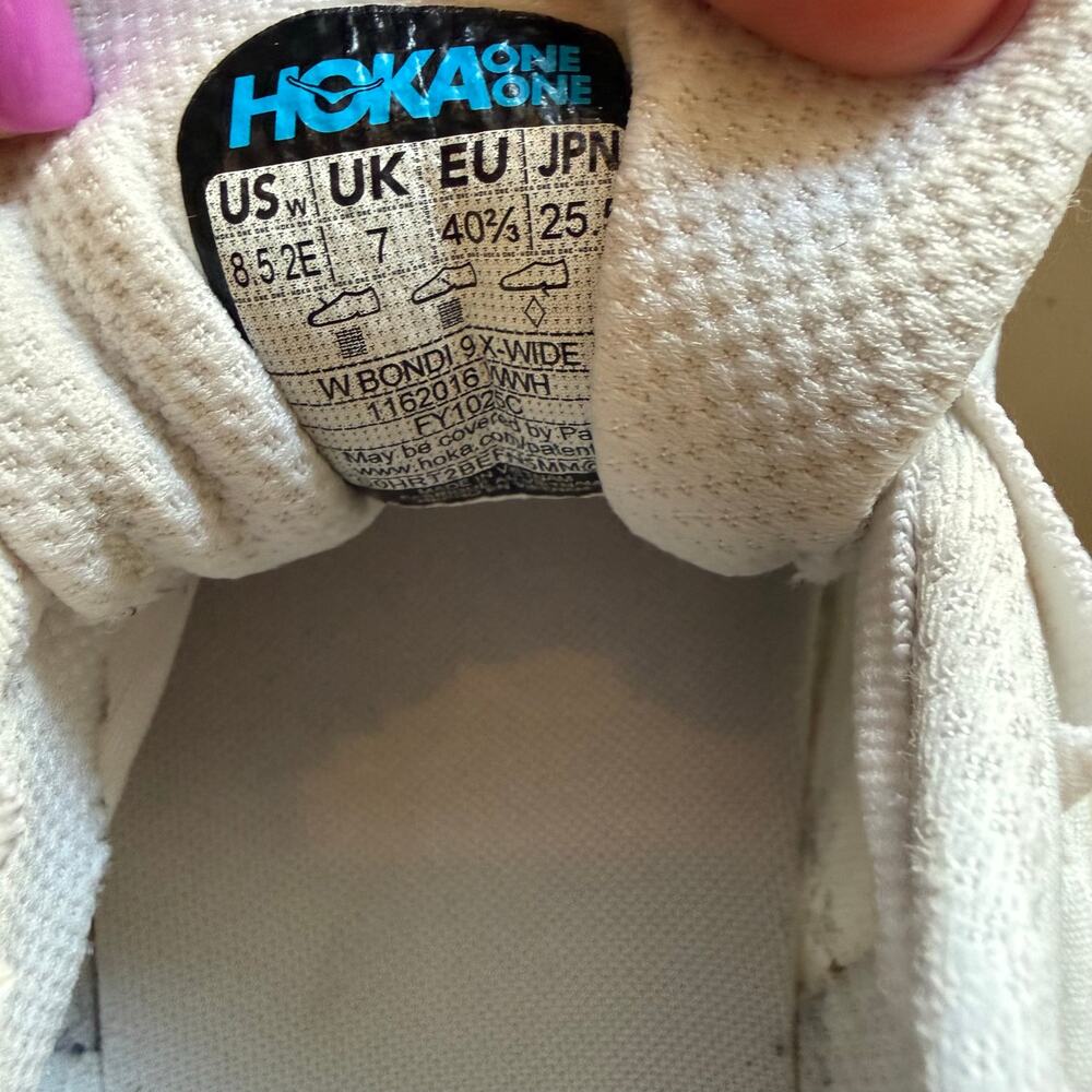 HOKA Women's Bondi 9 White Running Shoes Max Cushion Walking Sneakers - 8.5 EE - Picture 11 of 12